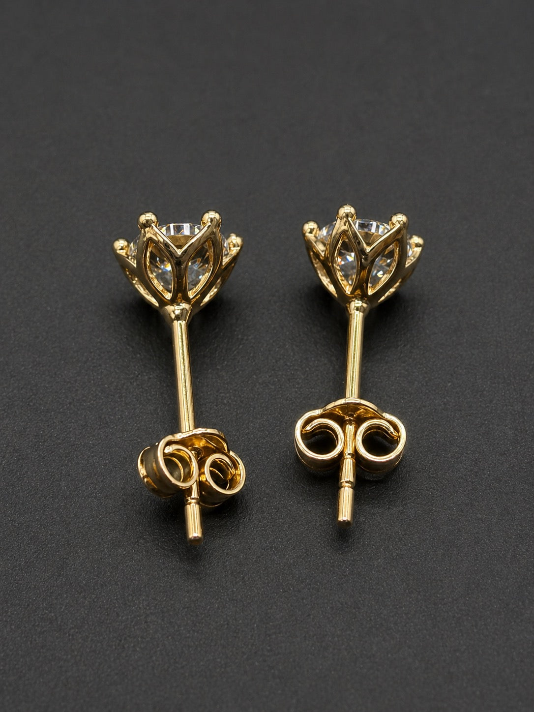 14k Gold Round CZ Studs 5mm