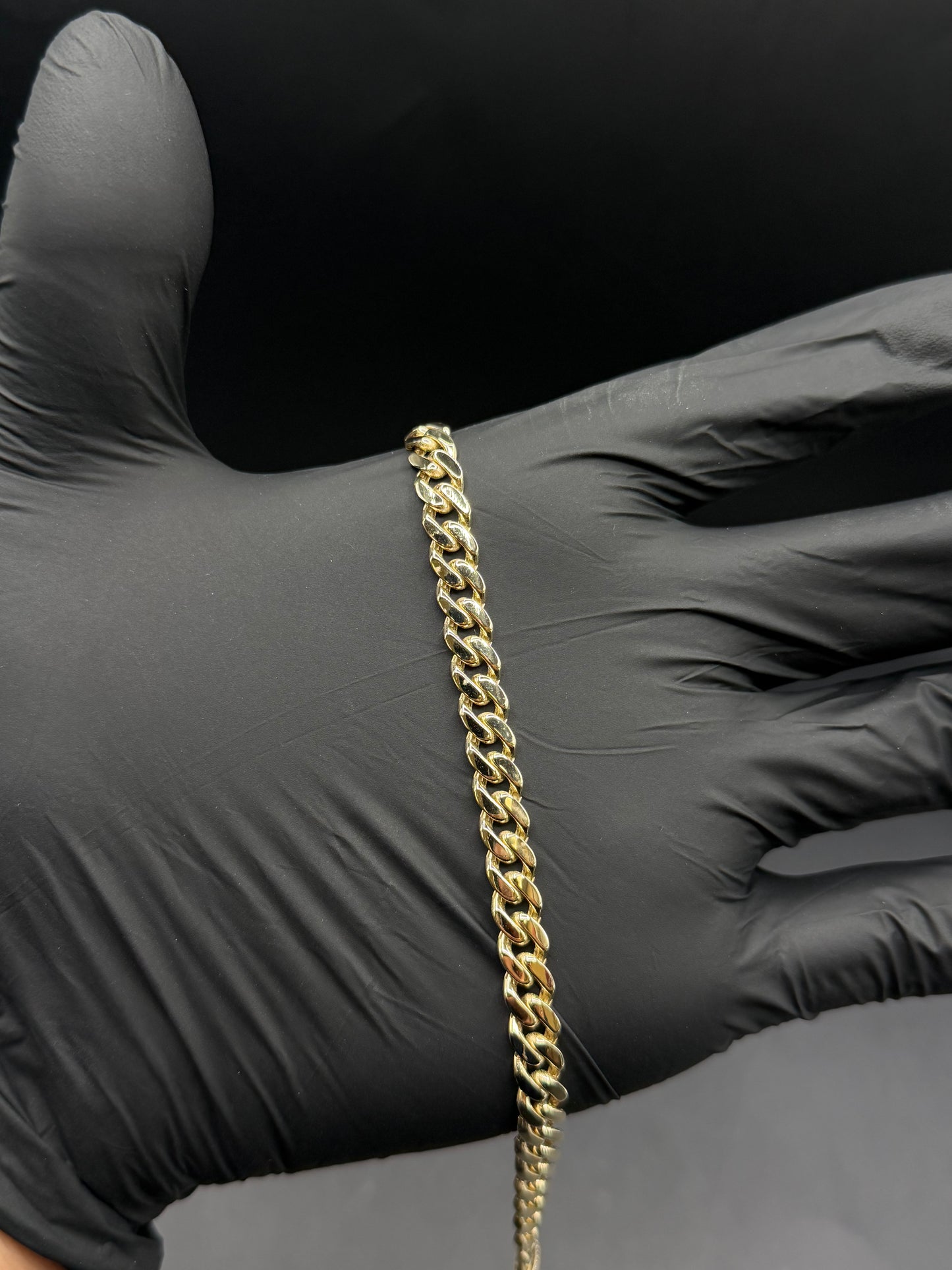 10k Gold Hollow Cuban Bracelet (7mm)