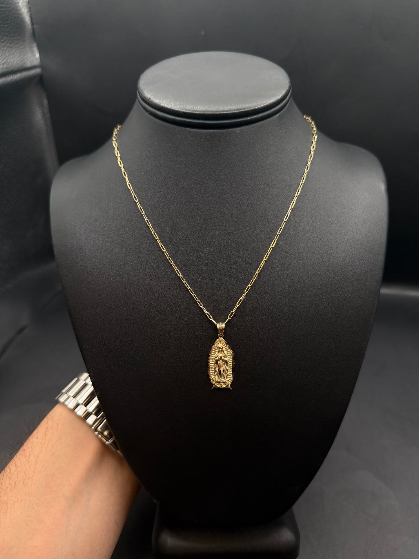 10k Gold Virgin Mary Pendant with 20" Paperclip Necklace Set
