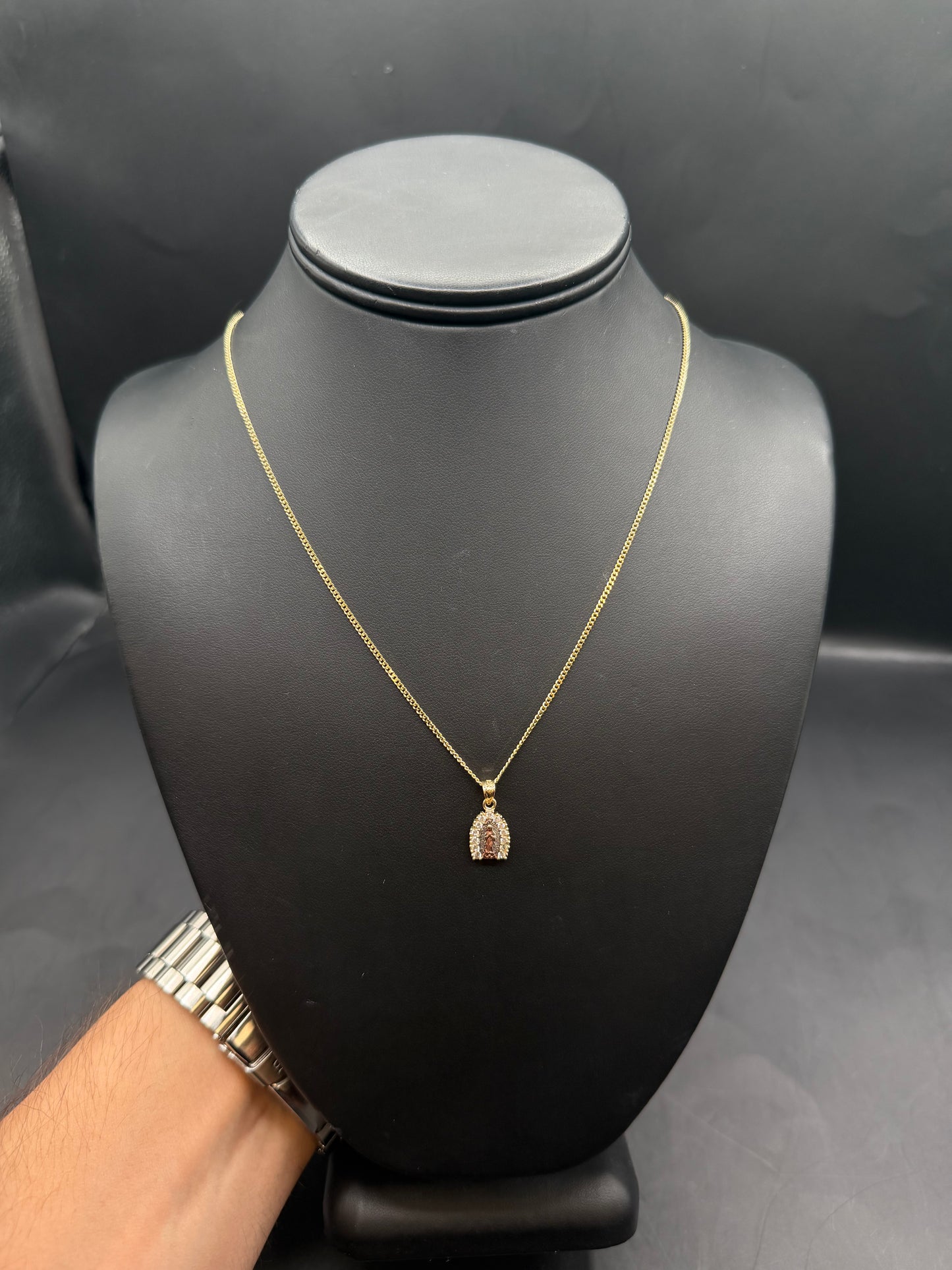 10k Gold Virgin Mary Pendant with 22" Cuban Necklace Set