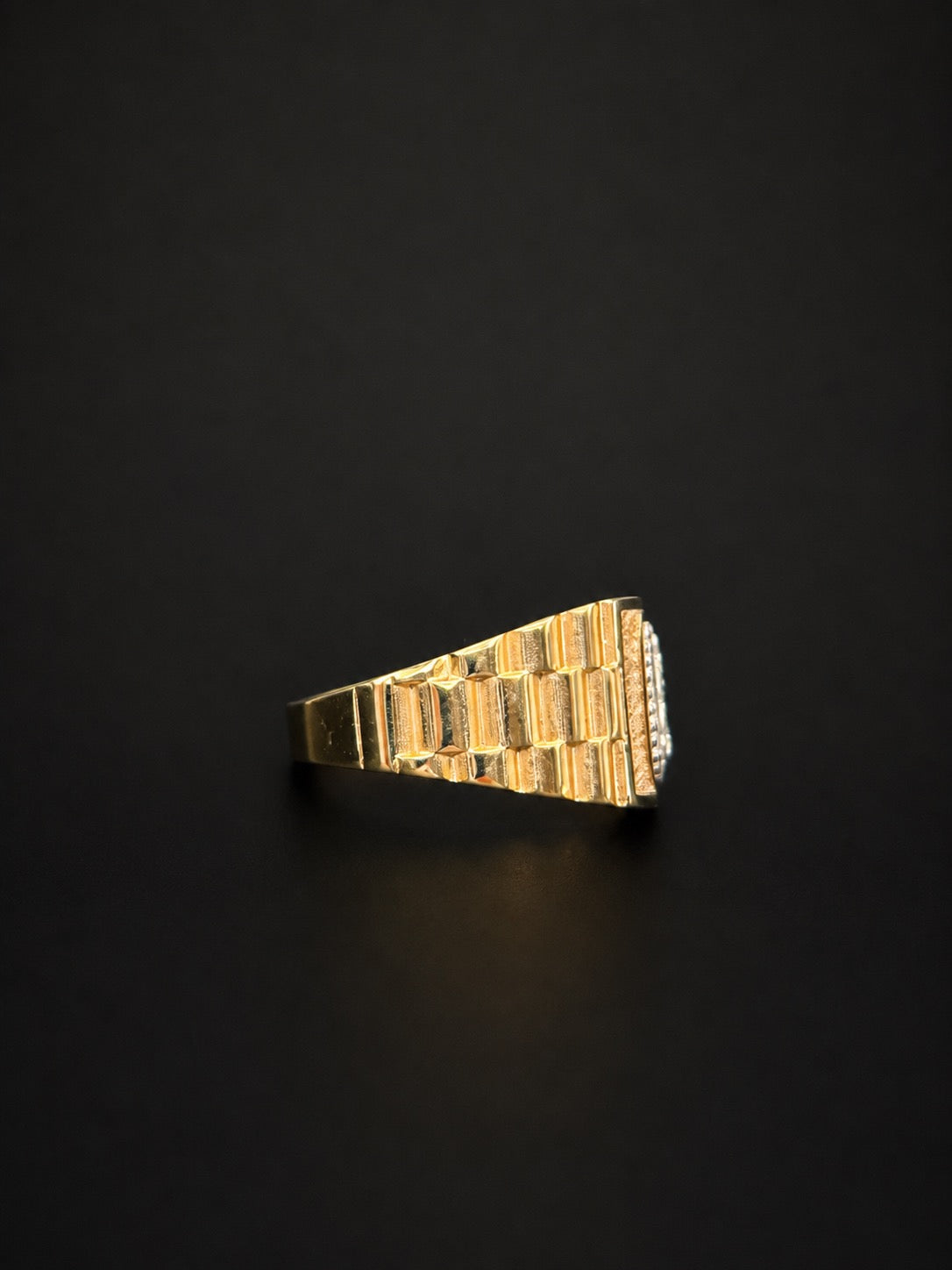 10k Gold Virgin Mary Ring