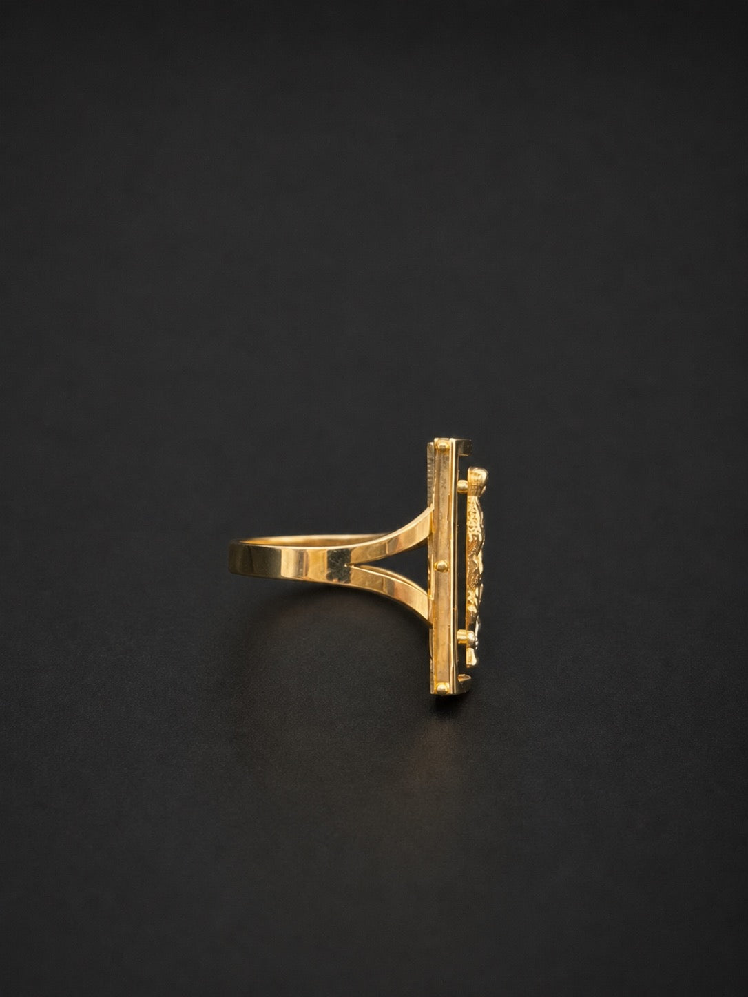 10k Gold Virgin Mary Ring